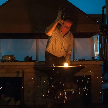 Zur Erlebnisschmiede Апартаменты *